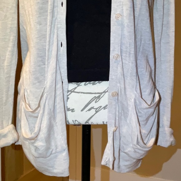 Like NEW! Kensie Light Knit Cardigan W/ Ruffle Back, Beige. - Picture 4 of 12